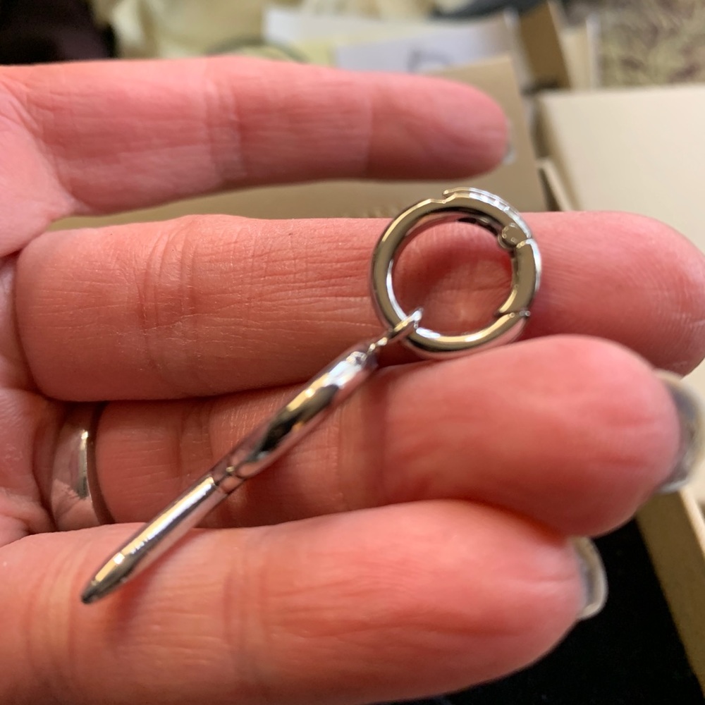 Authentic BURBERRY Silver "R" Key/Charm/pendant in box - Picture 5 of 9